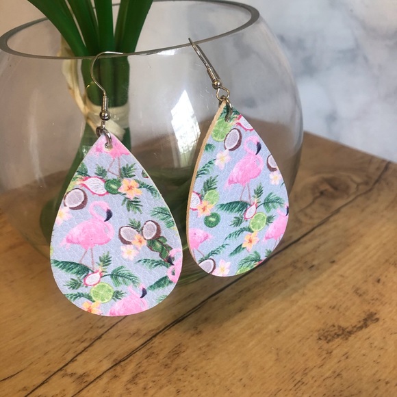 Jewelry - Faux Leather Flamingo Coconut Summer Earrings